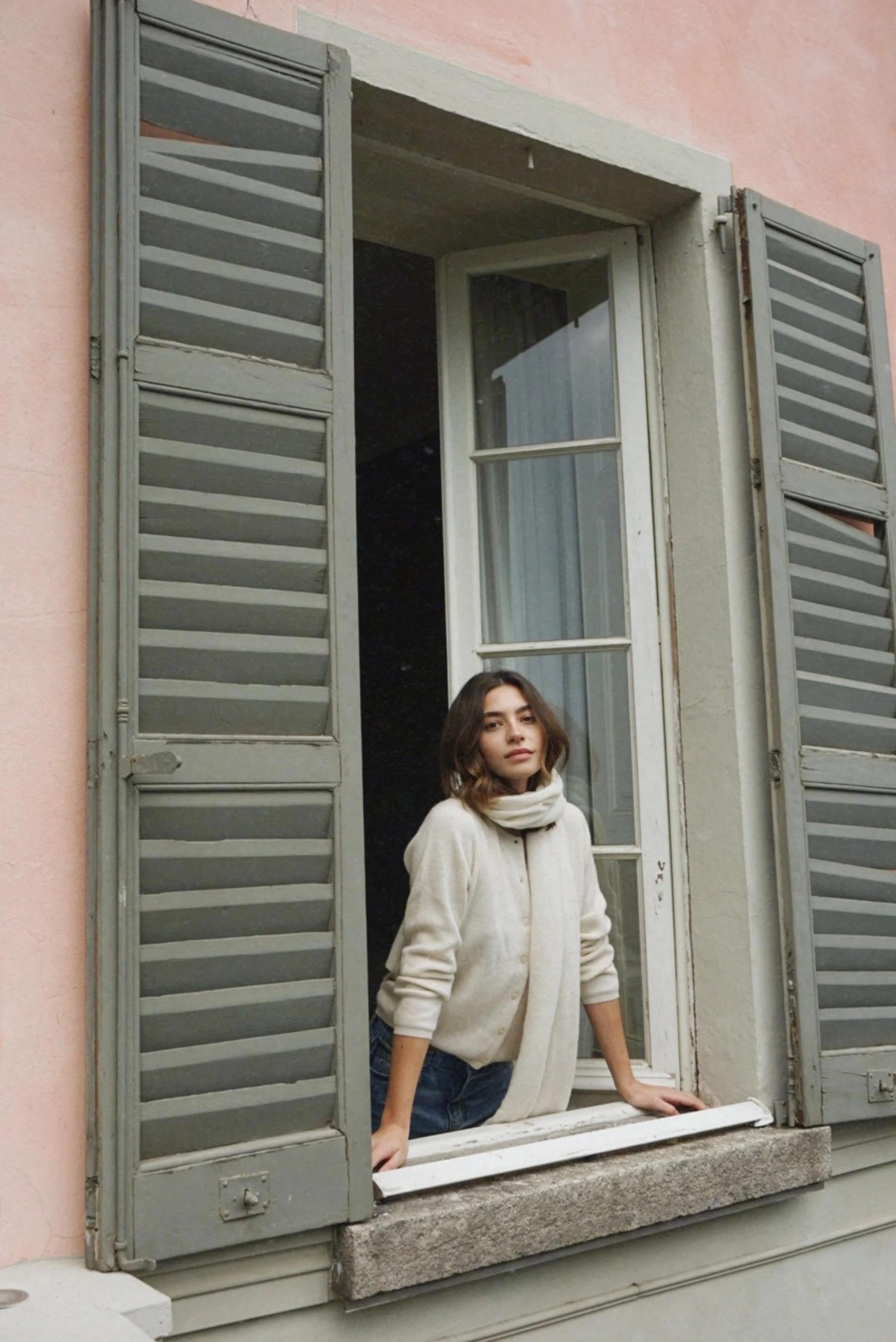 The Cashmere Bianca Top // Moon - Image 7