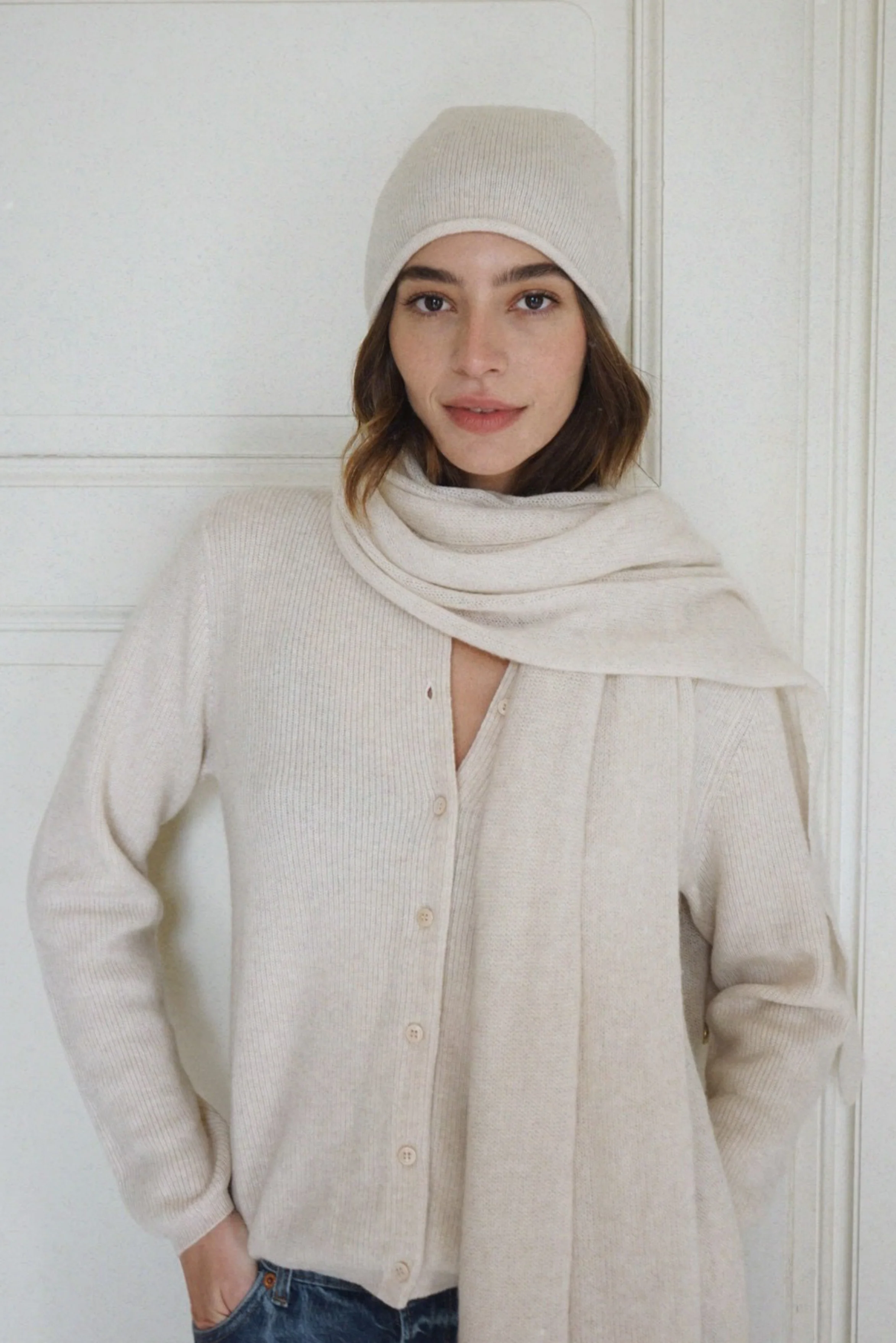 The Mathilda Cashmere Beanie // Moon - Image 3