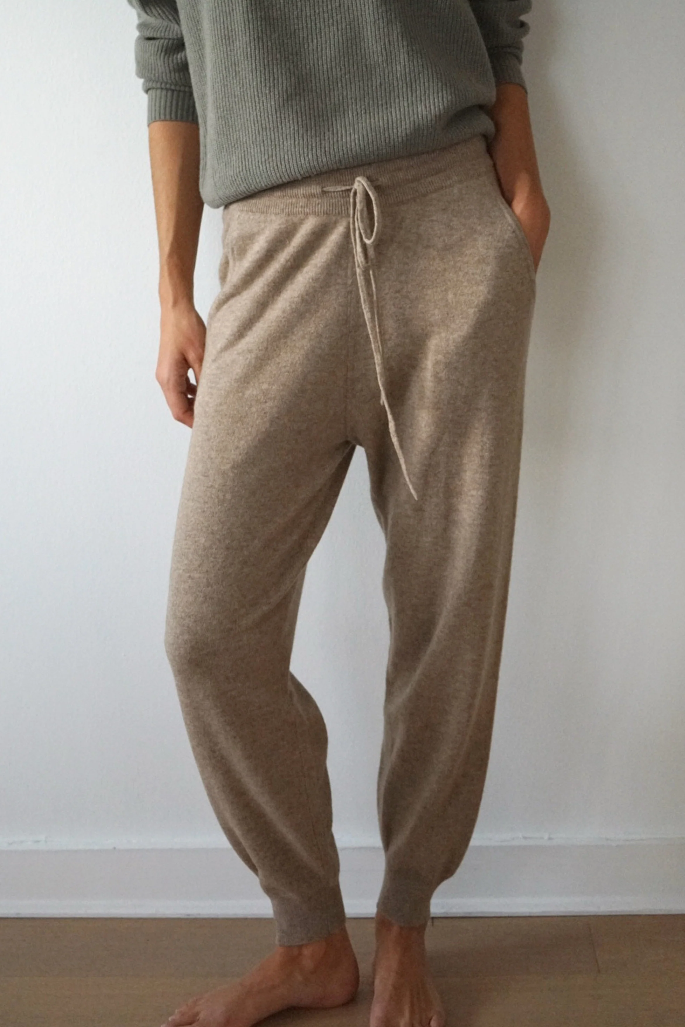 The Viola Cashmere Pants // Rye - Image 3