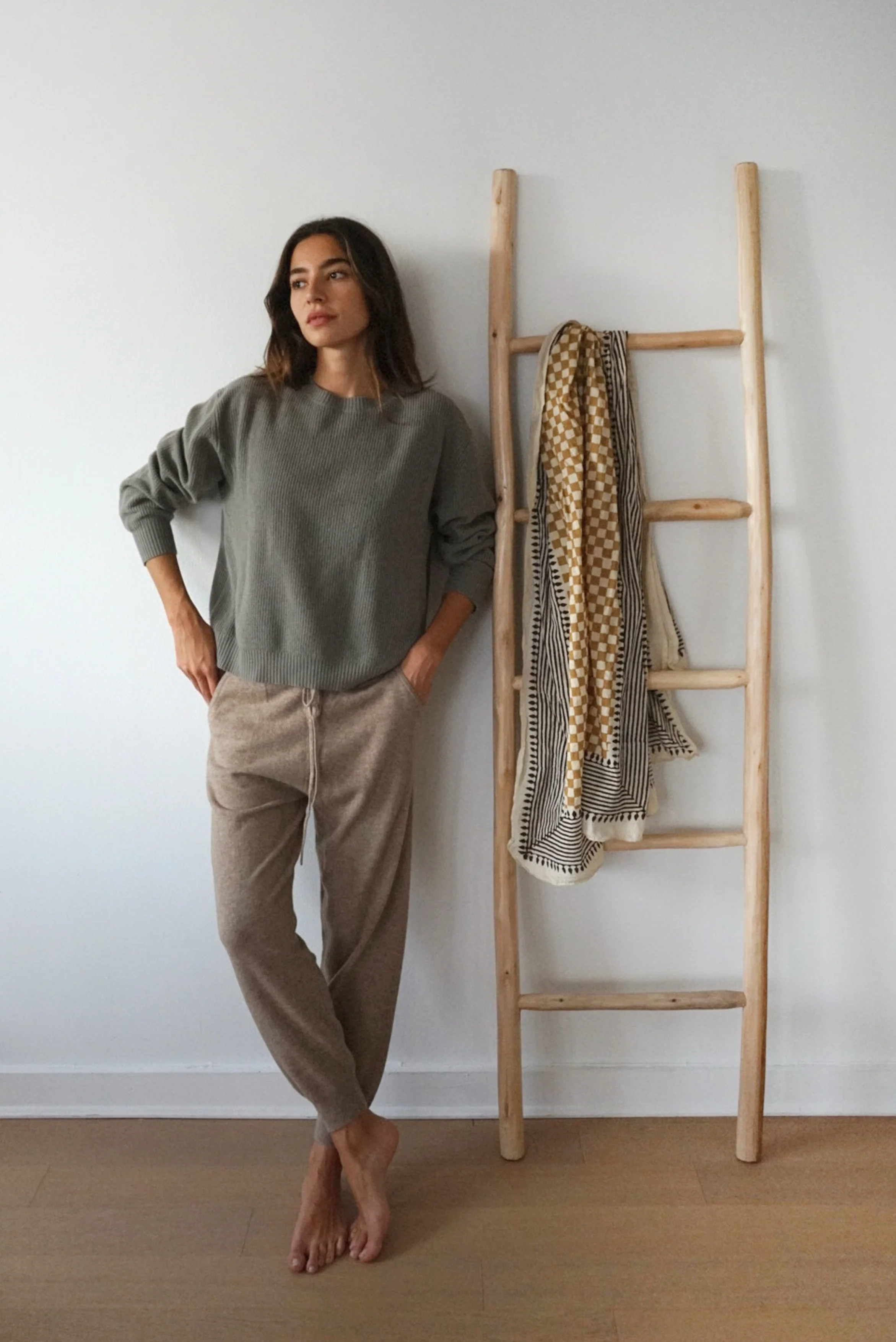 The Viola Cashmere Pants // Rye - Image 5